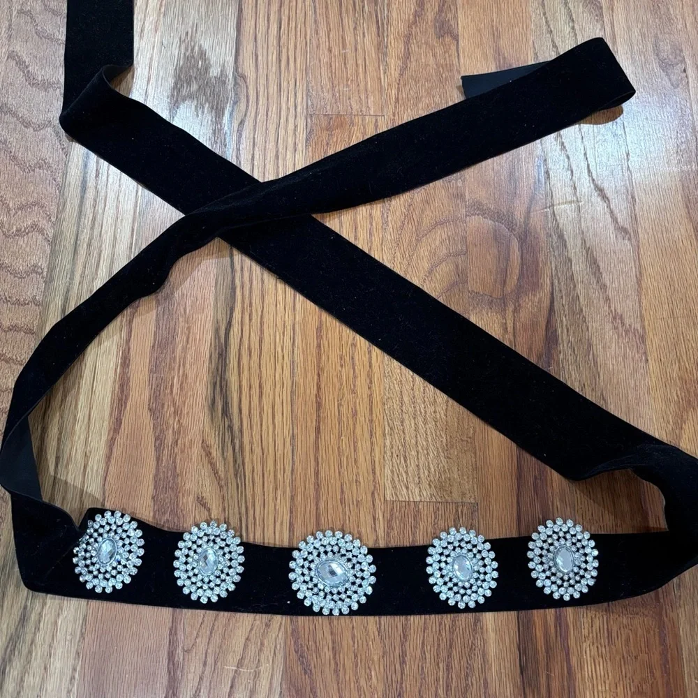 Black Velvet Crystal-Embellished Women’s Belt